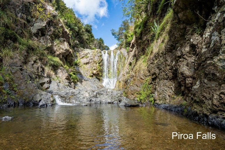 Photo of property in Gorge Road, Maungaturoto, 0588