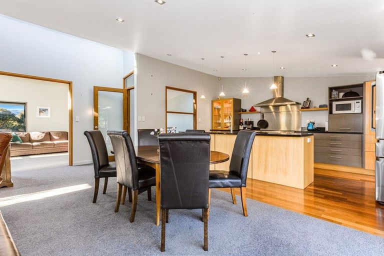 Photo of property in 3 Young Nicks Lane, Whitby, Porirua, 5024