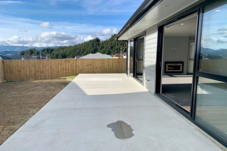 Photo of property in 12 Schooner Drive, Whitby, Porirua, 5024