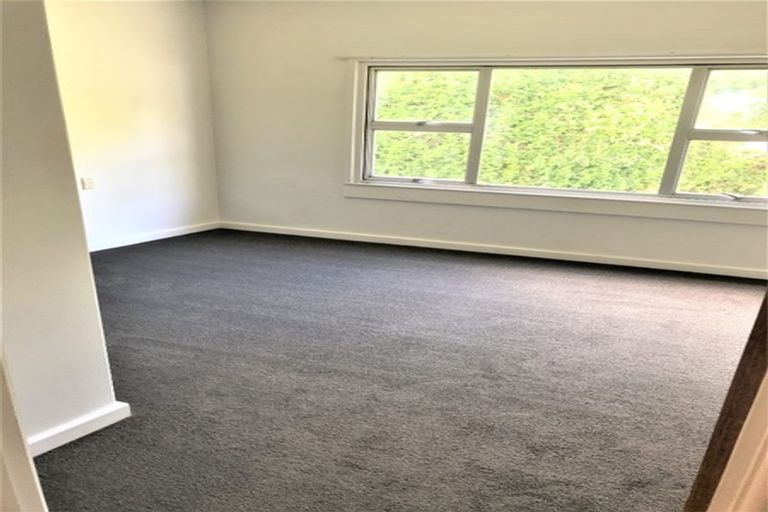 Photo of property in 1ra Ngapeke Road, Welcome Bay, Tauranga, 3175