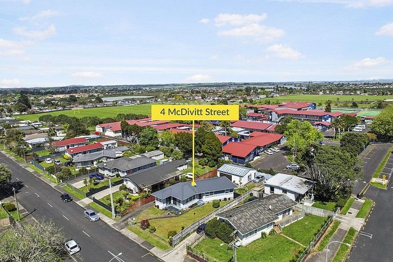 Photo of property in 4 Mcdivitt Street, Manurewa, Auckland, 2102