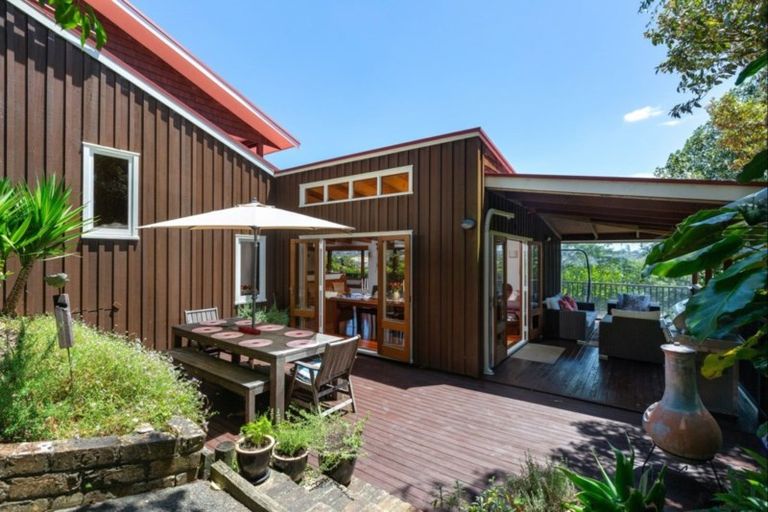 Photo of property in 14c Moffat Road, Red Beach, 0932