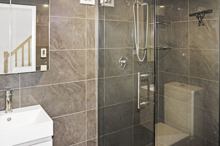 Photo of property in 32a Peacock Street, Christchurch Central, Christchurch, 8013