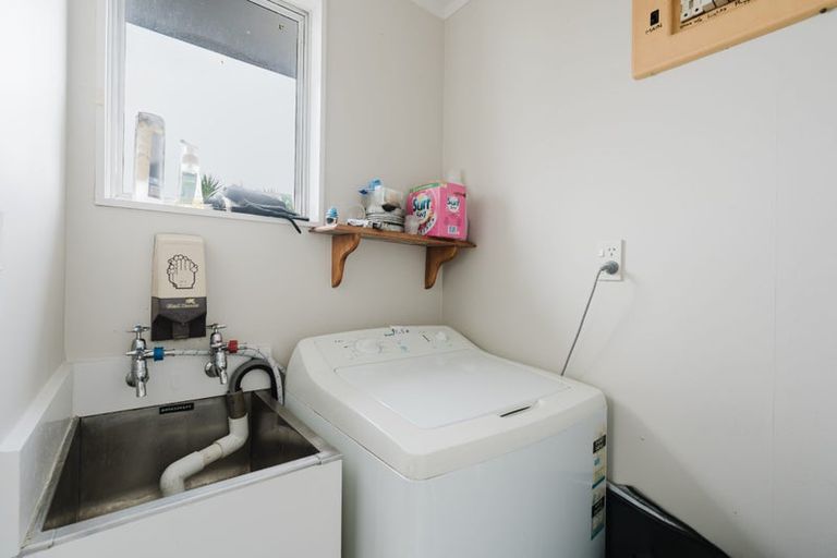 Photo of property in 213a Tuhikaramea Road, Dinsdale, Hamilton, 3204