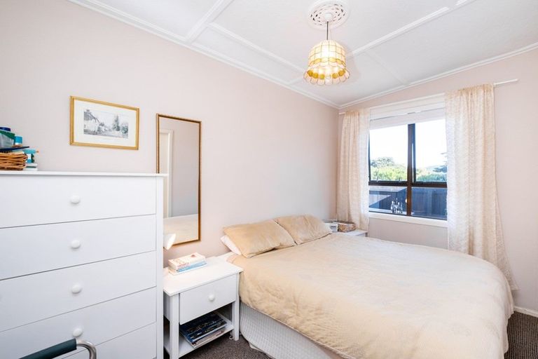 Photo of property in 12 Moori Road, Waimarama, 4294