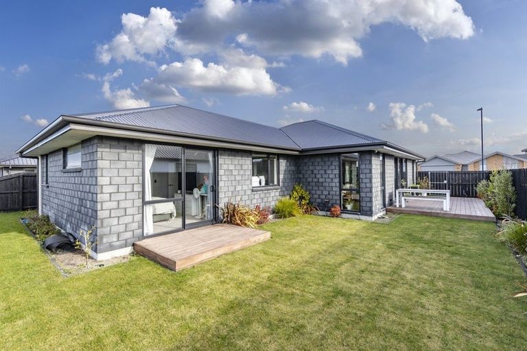Photo of property in 41 Selfe Crescent, Burwood, Christchurch, 8083