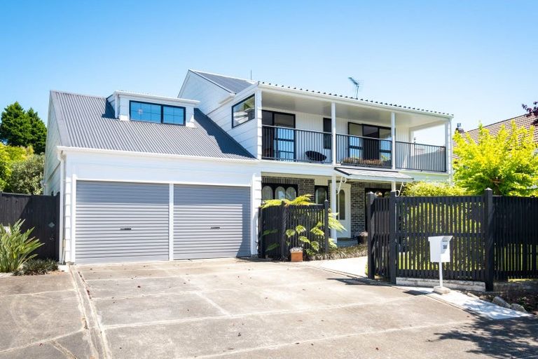 Photo of property in 38 Ngarimu Crescent, Taradale, Napier, 4112