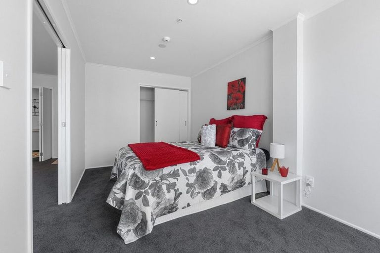 Photo of property in 12d/30 Westward Ho, Glen Eden, Auckland, 0602