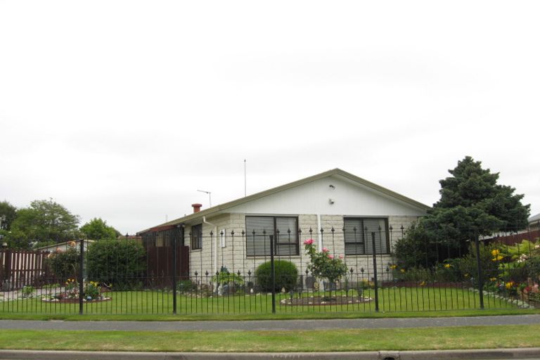 Photo of property in 19 Thorness Street, Avondale, Christchurch, 8061