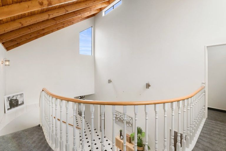 Photo of property in 17 Easton Way, Levin, 5510