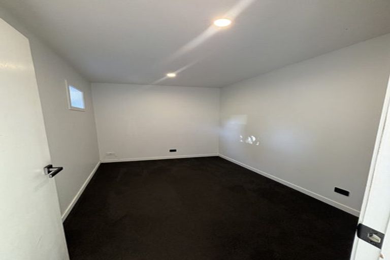 Photo of property in 1 Wellington Road, Paekakariki, 5034