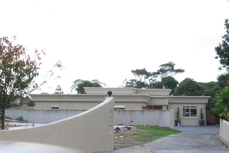 Photo of property in 363b Te Moana Road, Waikanae, 5036