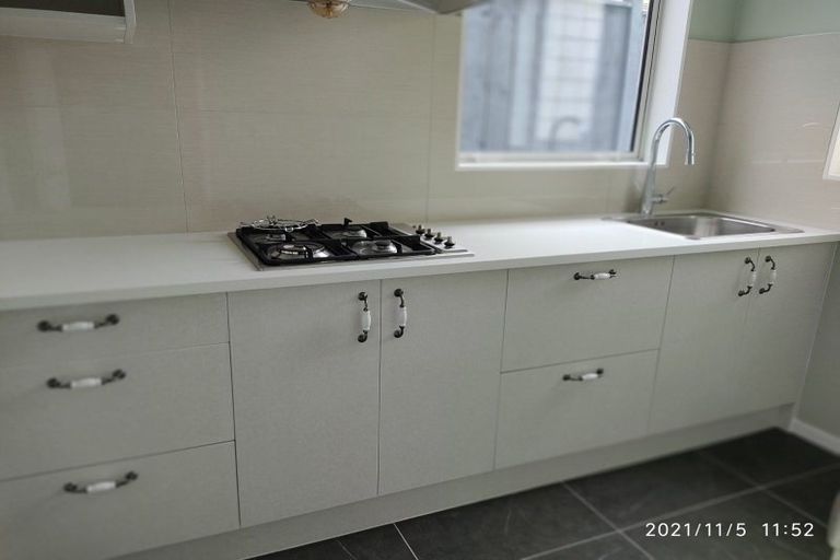 Photo of property in 21a The Boulevard, Sunnyhills, Auckland, 2010