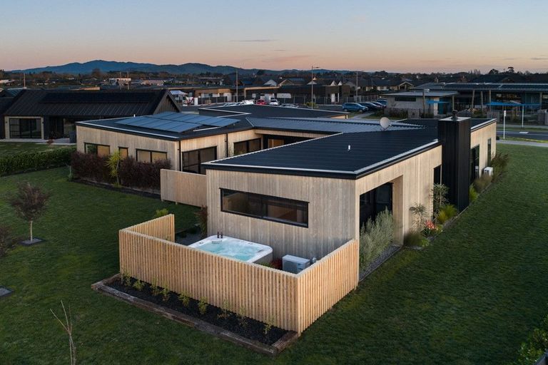 Photo of property in 18 Kaniera Terrace, Cambridge, 3434