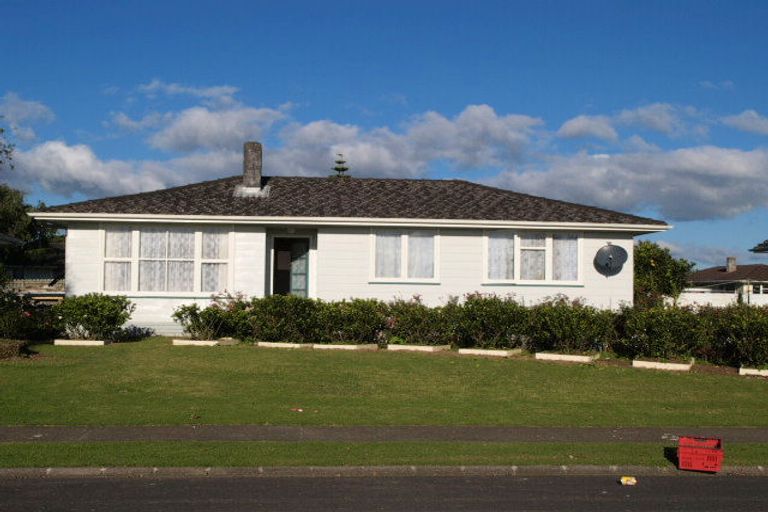 Photo of property in 19 Mayflower Close, Mangere East, Auckland, 2024