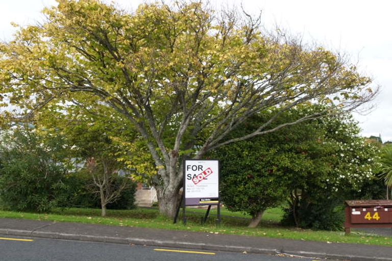 Photo of property in 1/44 Moore Street, Hillcrest, Auckland, 0627
