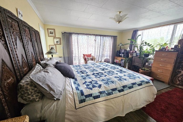 Photo of property in 11 Matai Street, Kaka Point, Balclutha, 9271