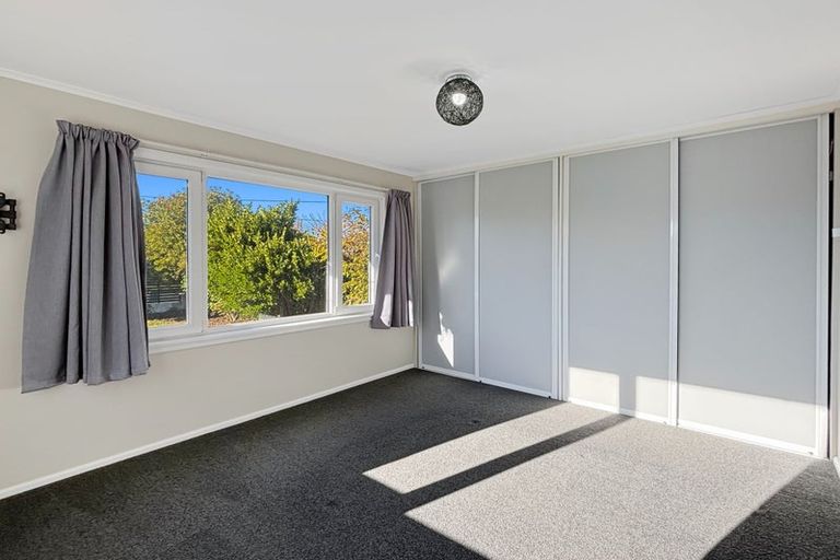Photo of property in 20 Trafford Street, Harewood, Christchurch, 8051