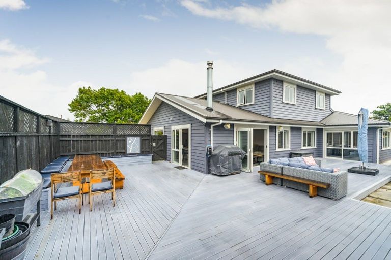 Photo of property in 47 Karina Terrace, Roslyn, Palmerston North, 4414