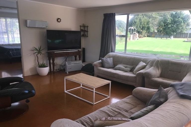Photo of property in 42a Wallis Street, Raglan, 3225
