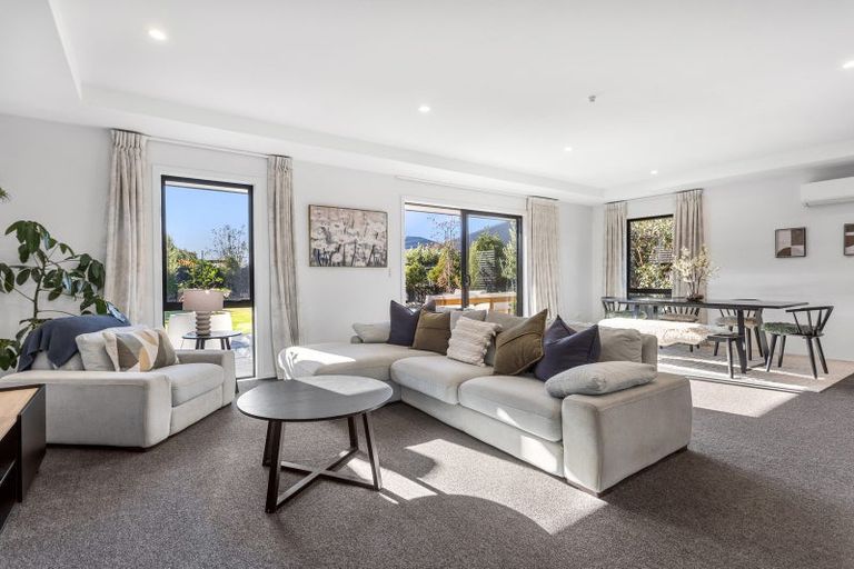 Photo of property in 5 Little Gem Road, Hornby, Christchurch, 8025