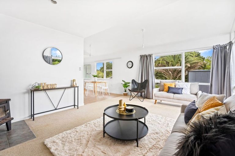 Photo of property in 11 Jeeves Place, Tikipunga, Whangarei, 0112