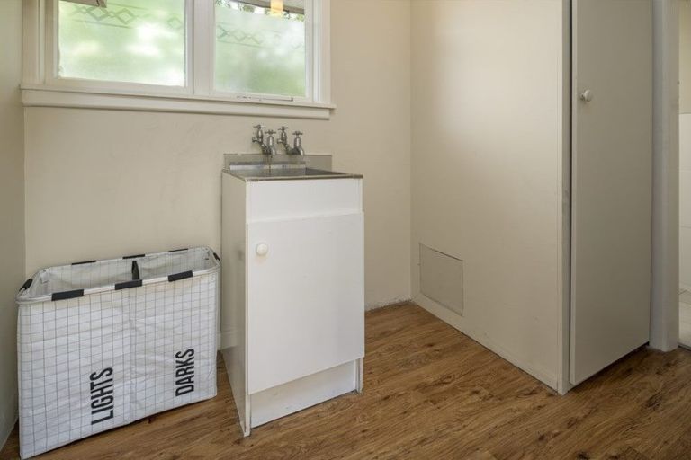 Photo of property in 92 Palatine Terrace, Saint Martins, Christchurch, 8022