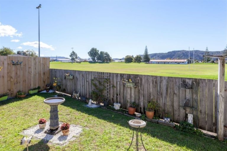 Photo of property in 16/9 Campbell Close, Whangamata, 3620