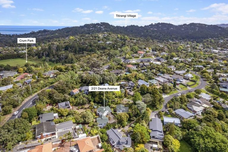Photo of property in 2/21 Deane Avenue, Titirangi, Auckland, 0604