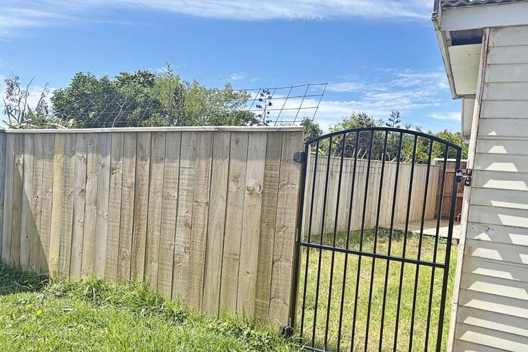 Photo of property in 35 Thomas Place, Foxton Beach, Foxton, 4815