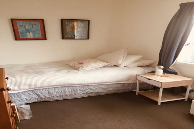 Photo of property in 2u1 Grafton Road, Roseneath, Wellington, 6011