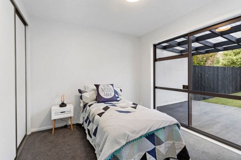 Photo of property in 91 Beachville Road, Redcliffs, Christchurch, 8081