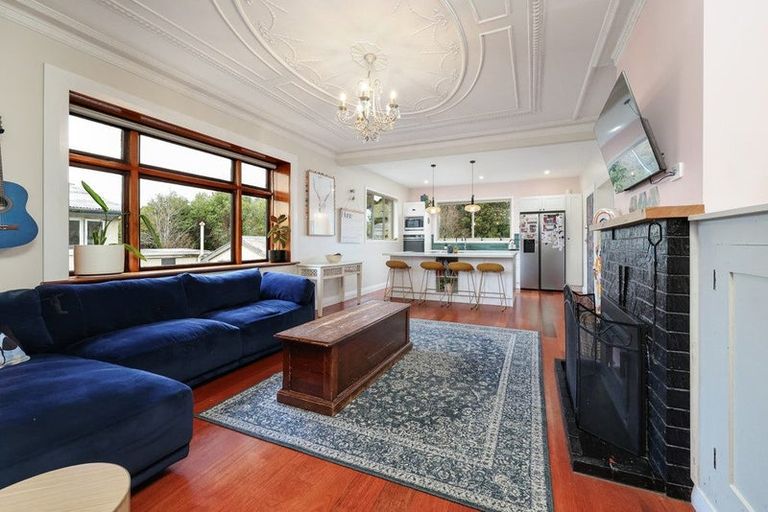 Photo of property in 77 Main Road, Fairfield, Dunedin, 9018