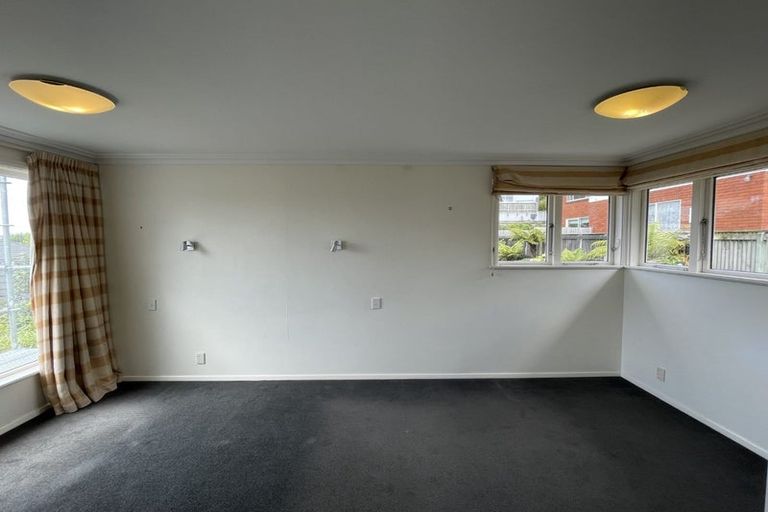 Photo of property in 10 Whitu Street, Khandallah, Wellington, 6035