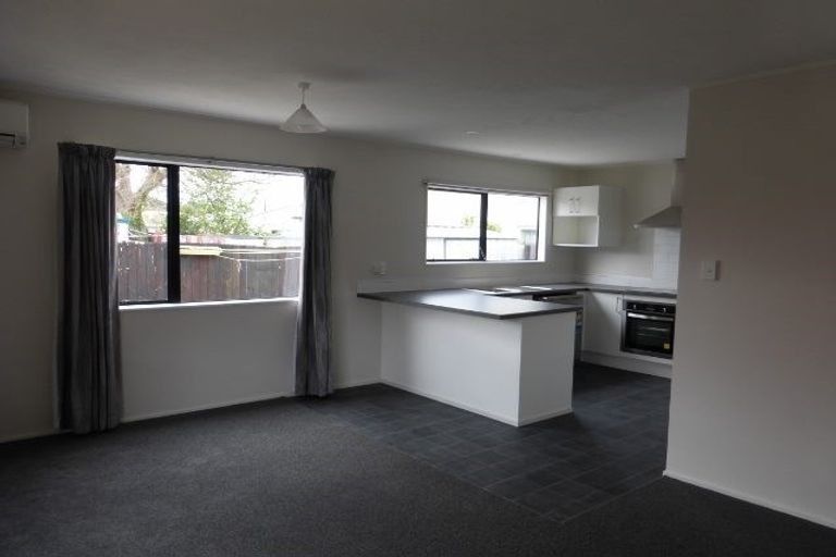 Photo of property in 2/34 Maxwell Street, Riccarton, Christchurch, 8041