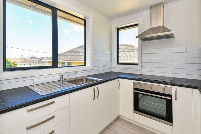 Photo of property in 4 Kohekohe Street, Meremere, Mercer, 2474