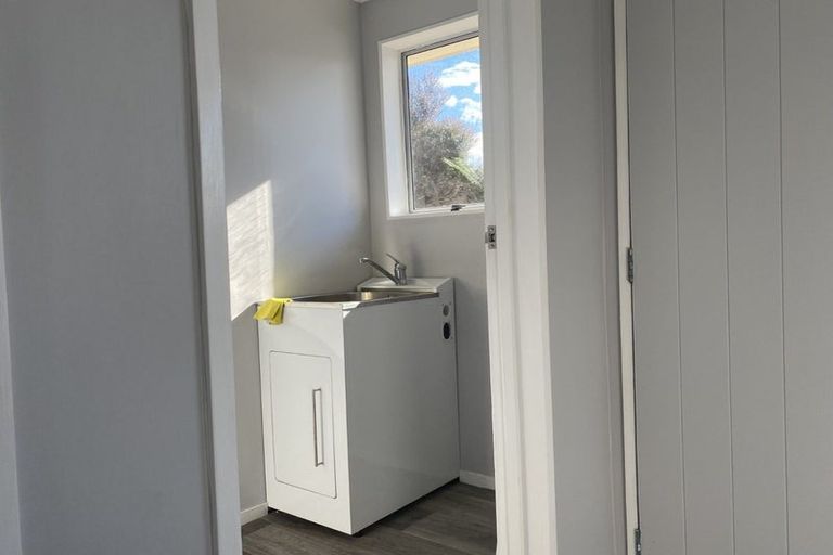 Photo of property in 16 Gilmour Place, Taradale, Napier, 4112