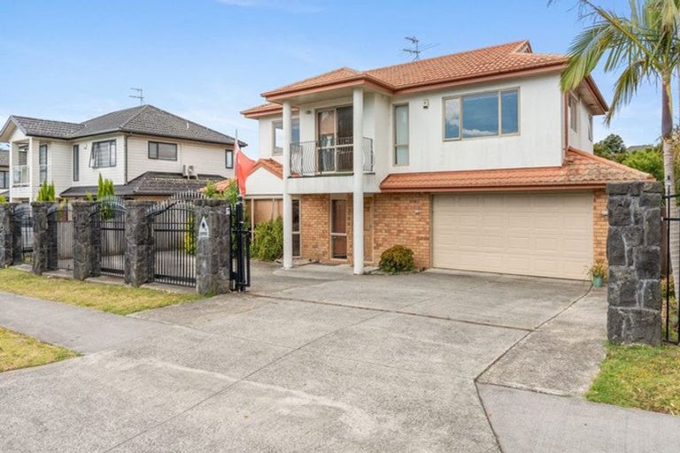 Photo of property in 42 Peninsula Road, Mangere, Auckland, 2022