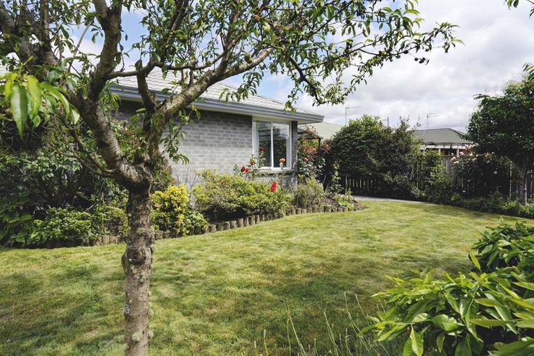 Photo of property in 23 Farnborough Drive, Nawton, Hamilton, 3200