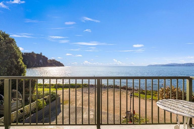Photo of property in 204 Rangihaeata Road, Rangihaeata, Takaka, 7182