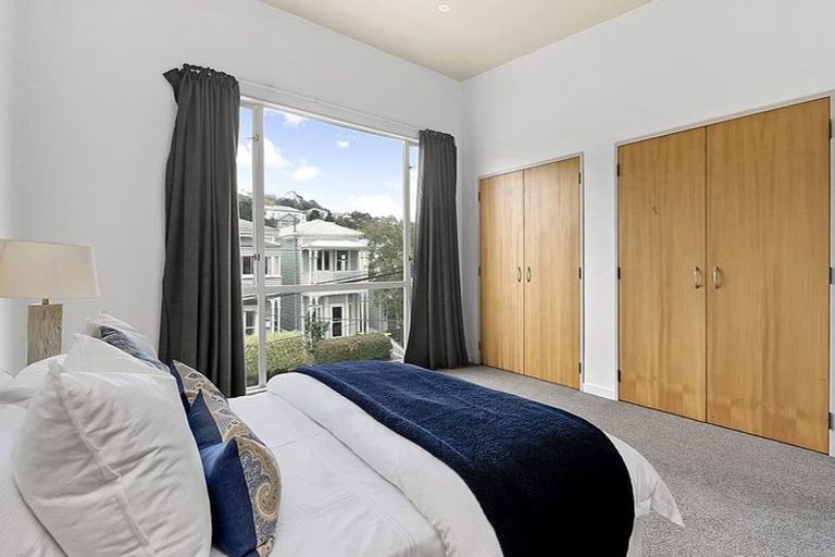 Photo of property in 193 Tasman Street, Mount Cook, Wellington, 6021