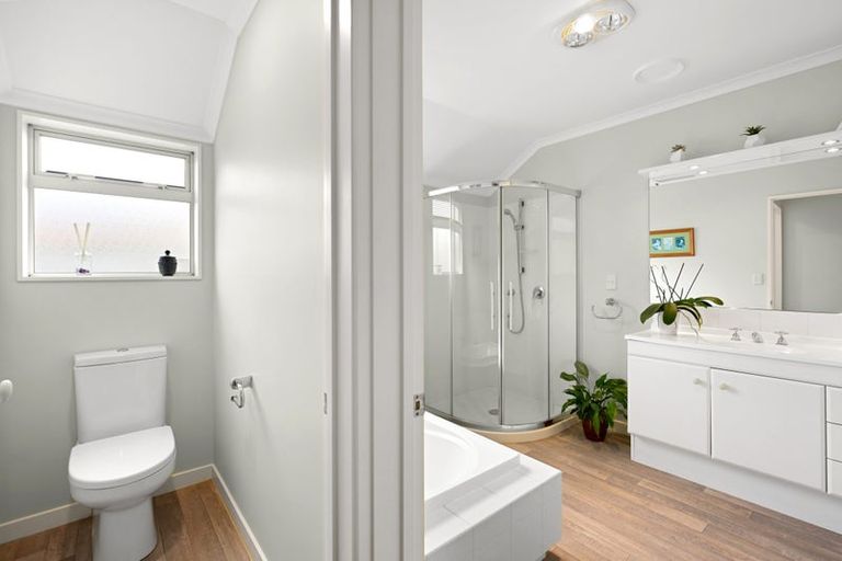 Photo of property in 56 Ayrshire Drive, Grandview Heights, Hamilton, 3200