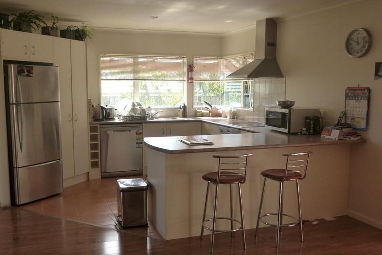 Photo of property in 10 Northridge Terrace, Massey, Auckland, 0614