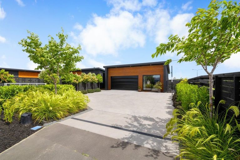 Photo of property in 7 Lesser Close, Rolleston, 7615