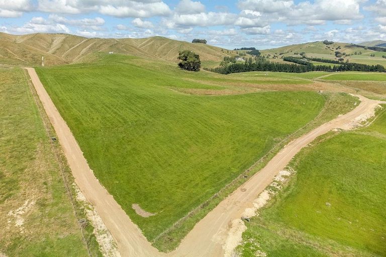 Photo of property in 287b Millars Road, Longbush, Carterton, 5792
