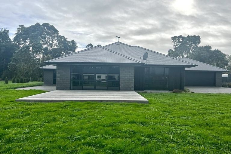 Photo of property in 7c Stock Road, Otane, 4276