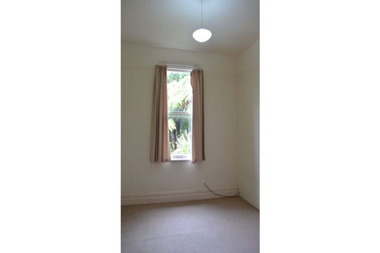 Photo of property in 3/106 Glenmore Street, Northland, Wellington, 6012