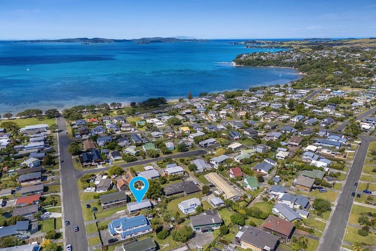 Photo of property in 22 Snells Beach Road, Snells Beach, 0920