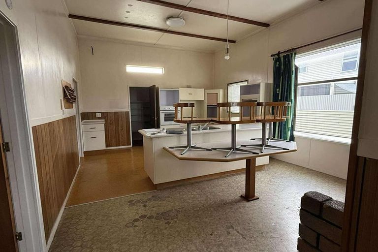 Photo of property in 31 Meeanee Quay, Westshore, Napier, 4110