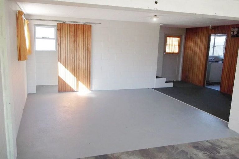 Photo of property in 681 Tay Street, Hawthorndale, Invercargill, 9810